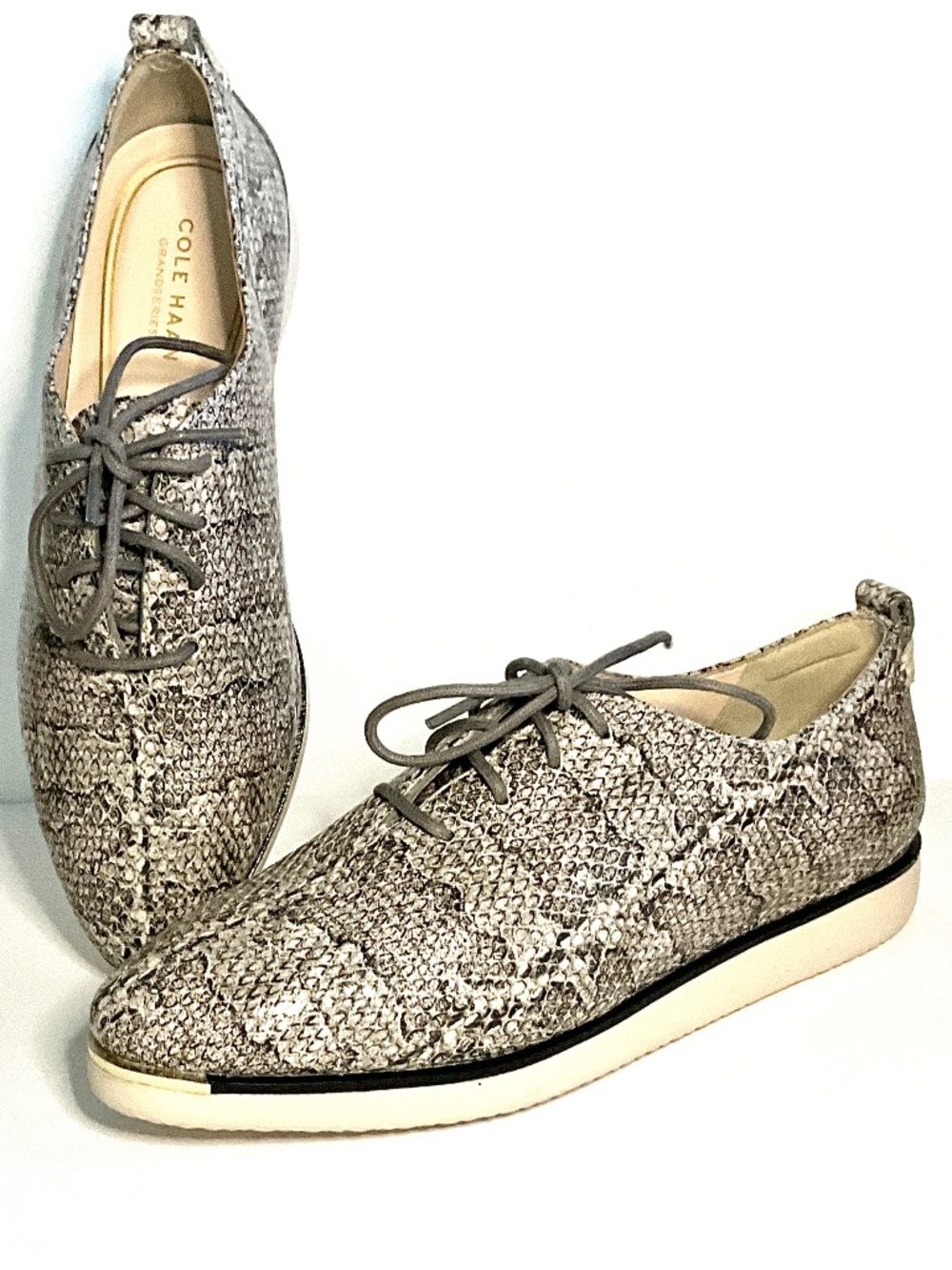 Cole Haan NWT Oxford Size 6B Narrow Snake Print Gold Cap Toe Lace Up Dress Flat
